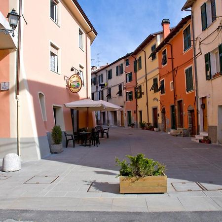 Antico Borgo Apartment Brugnato Bagian luar foto