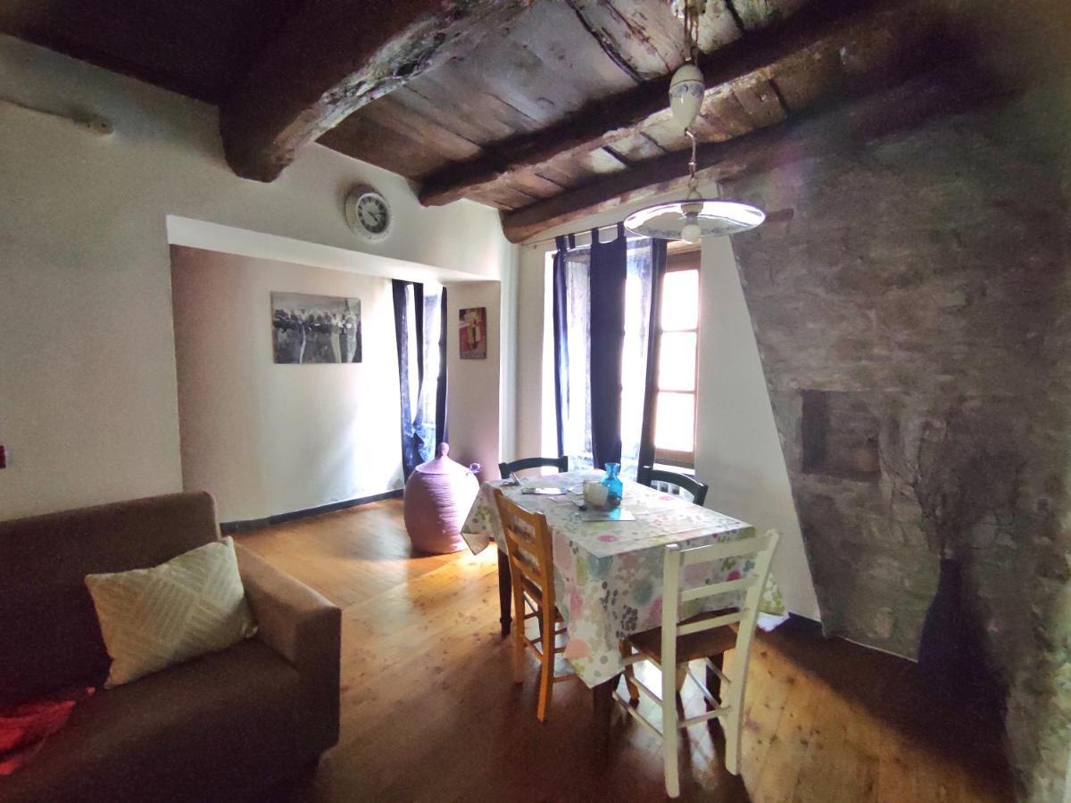 Antico Borgo Apartment Brugnato Bagian luar foto